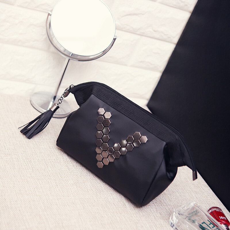 SUKI – sacs à cosmétiques en Nylon imperméables, sac de maquillage à clous, grand organisateur de voyage à pompon, rangement professionnel nécessaire, sac de poche