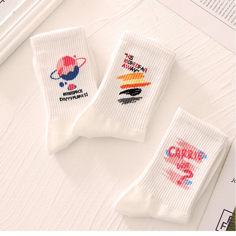 Calcetines deportivos de dibujos animados para mujer, calcetín Harajuku con degradado de amor, cara sonriente, color sólido, fondo blanco, moda, personalidad
