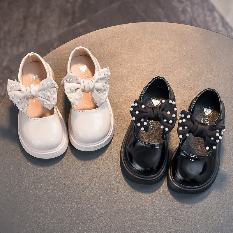Zapatos de baile de perlas para niñas, calzado de cuero brillante con lazo de estilo coreano para otoño