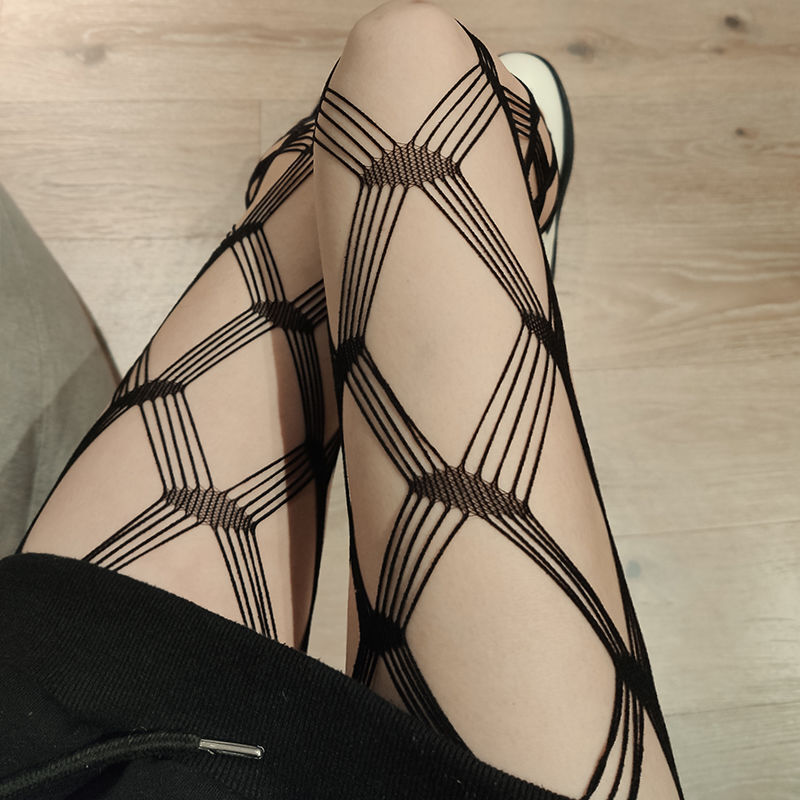 2022 newStockings new net red trend diamond striped personality fishnet stockings sexy INS hot