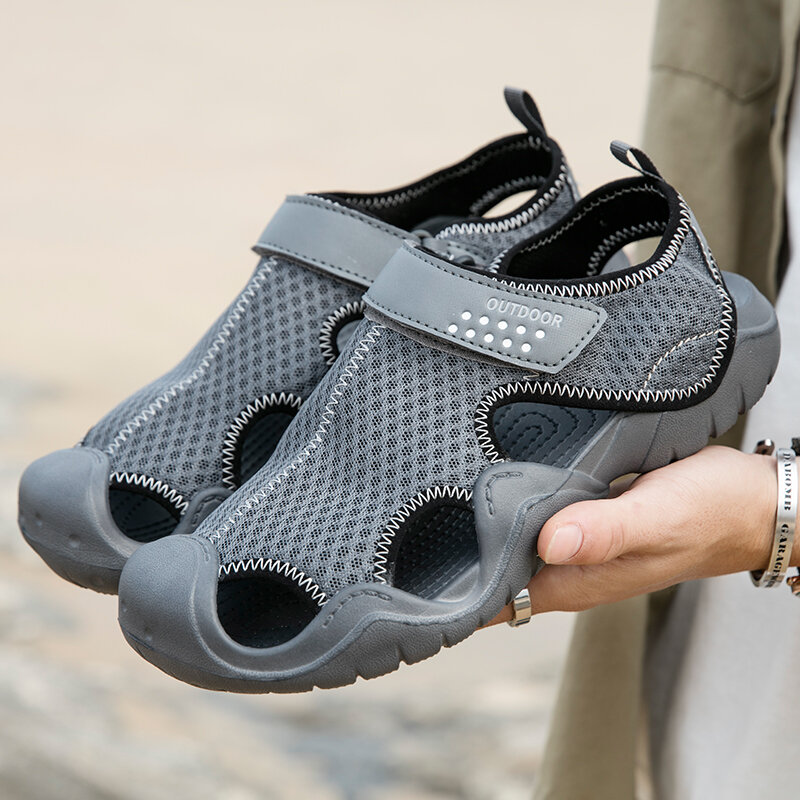 2021 Nieuwe Zomer Mannen Mesh Sandalen Outdoor Toevallige Strand Sandalen Mode Licht Ademend Sandalen Hot Big Size 48 Gratis verzending