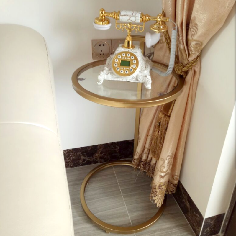 Mesa Auxiliar para decoración del hogar, mueble de diseño moderno, mesita de noche redonda dorada para sofá pequeño, mesita de centro para sala de estar