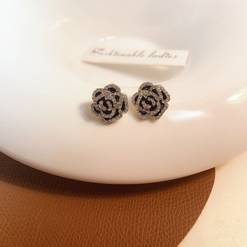 VENTFILLE 925 Sterling Silber Diamant Mode Ohrringe Frauen Retro Schwarz Blume Ohrringe Einfache Süße Kleine Schmuck Geschenk