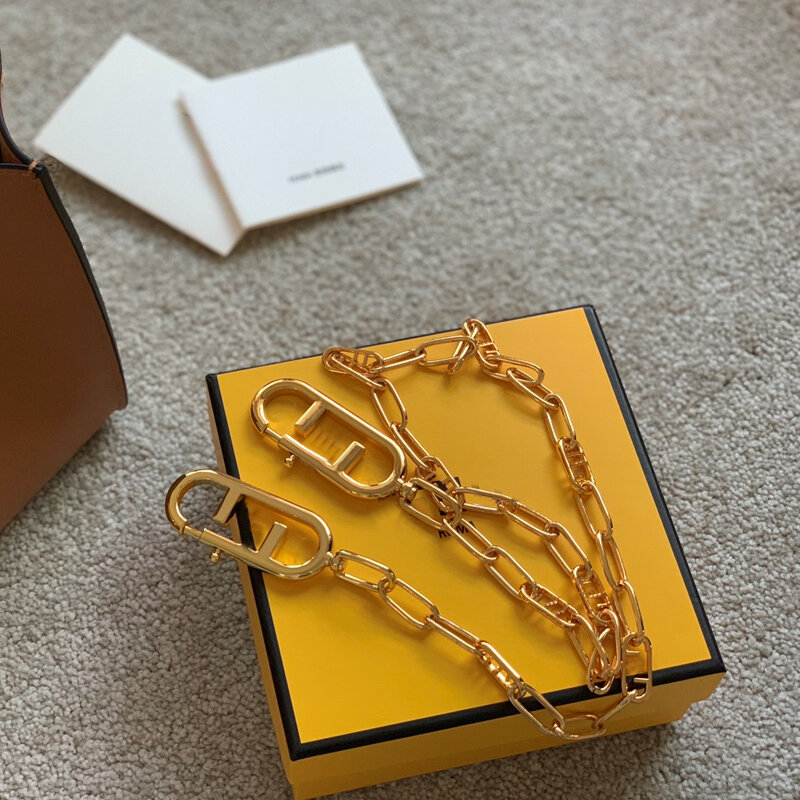 NIUNIUYA – chaîne en métal avec lettre, accessoires