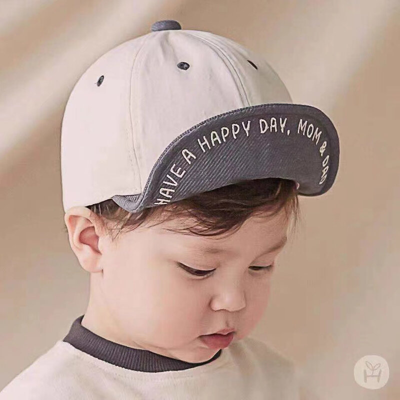 漫画のクマの赤ちゃんの野球帽,男の子と女の子のための調節可能なフラップ付きの帽子,ヒップホップスタイル,新生児のための日よけ帽