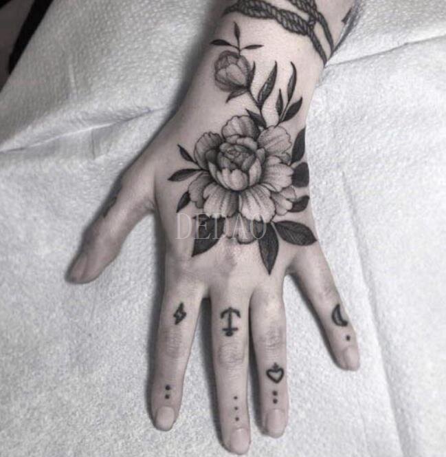 Tatuagens temporárias mão de volta falso tatuagem adesivo legal