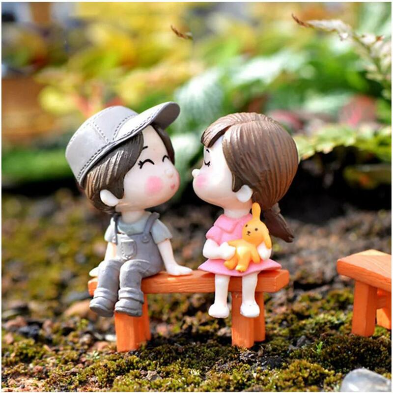 Rccity ornamentos decorativos de pvc para casal, bonecos miniatura para beijos e banco com mini ornamentos