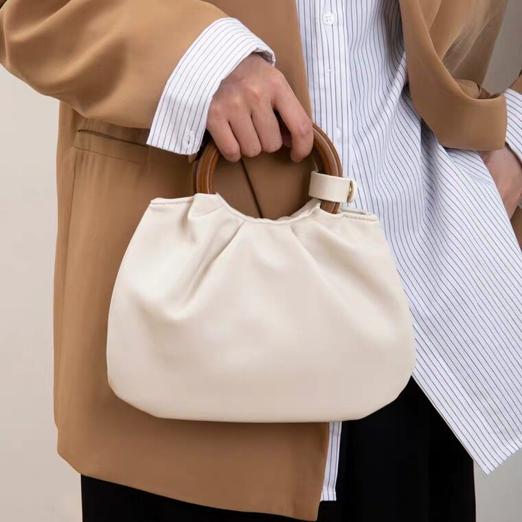 Женская сумка-клатч в стиле ретро, из мягкой кожи