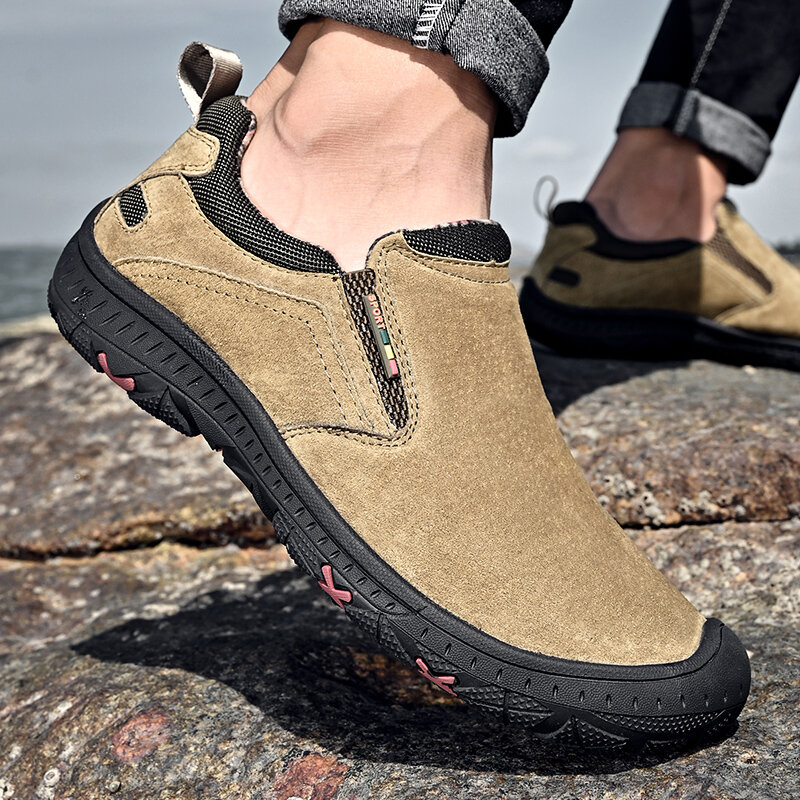 2021 nowy marka moda mężczyźni trampki skórzane Slip On obuwie odkryte lekkie buty trekkingowe Zapatillas Hombre Big Size 48