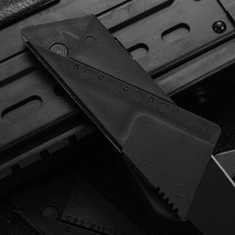 Card Type Black Knife Mini Keychain Key Piece Box Packaging Folding Pocket Multi-Tool Letter Opening Gadget Kit Outdoor Camping