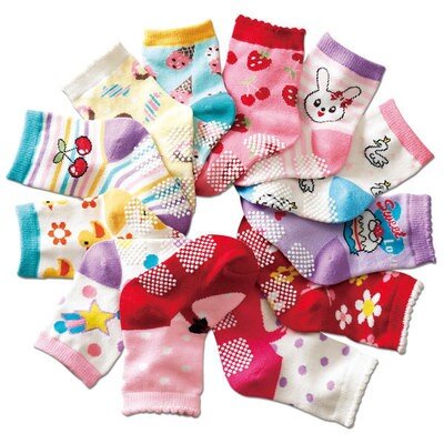 Детские носки нескользящие Детские хлопковые носки с рисунком новинка, подарочные тапочки для маленьких мальчиков и девочек 1 партия = 10 пар
