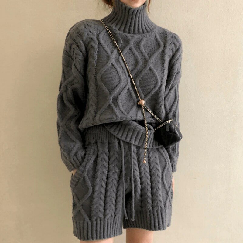 여자 가을 겨울 트위스트 Fashon 의상 터틀넥 풀오버 스웨터 탑스 + 하이 웨이스트 숏 팬츠 2 피스 세트 Femme Knitted Suit