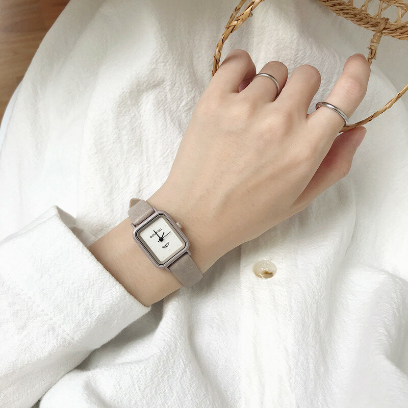 Moda pequena retângulo relógios femininos minimalista senhoras quartzo relógios de pulso estilo retro casual feminino relógio de couro presentes