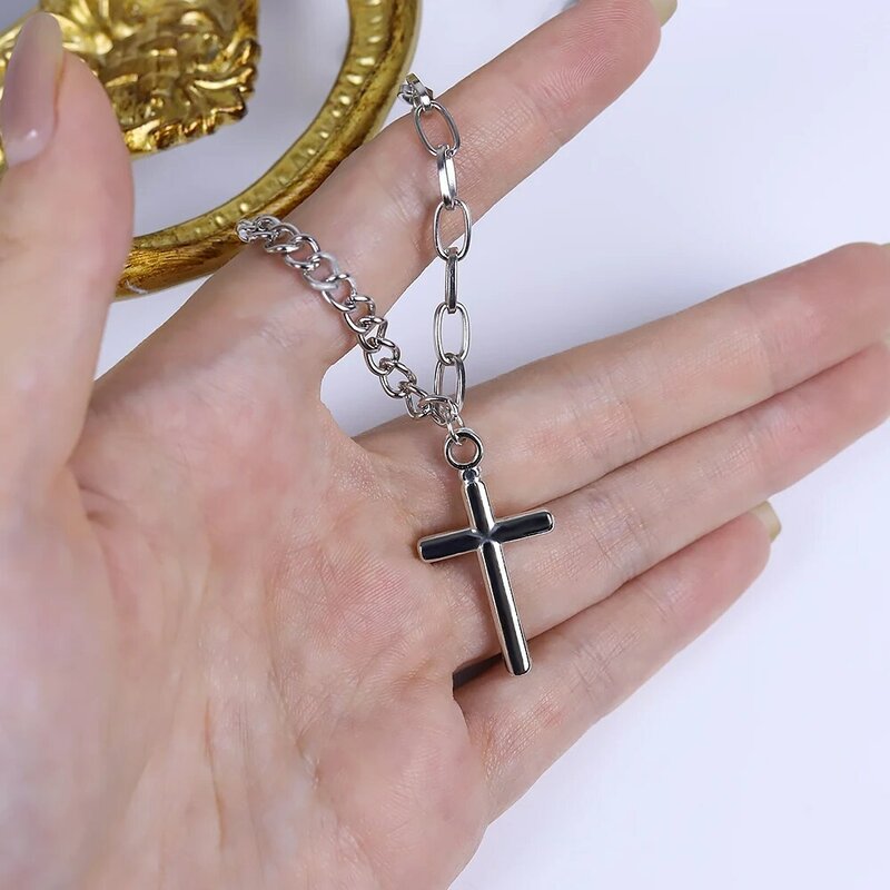 Moda feminina cruz pingentes dropshipping jesus cruz pingente colar jóias para homens/mulheres atacado simples punk jóias