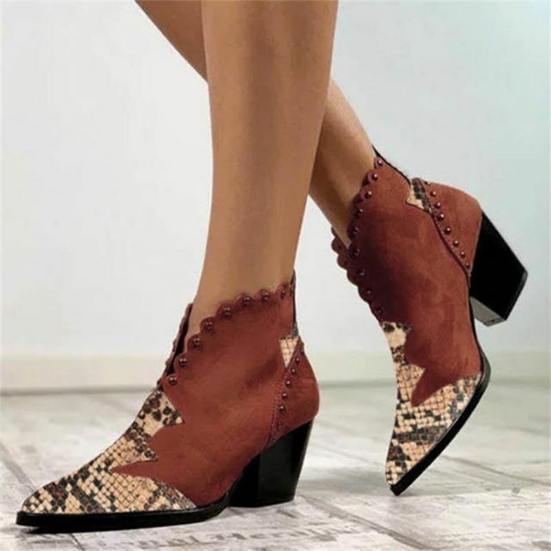 Botas puntiagudas de tacón grueso con remaches para mujer, botas cómodas y calientes, KM269, moda de otoño, 2021