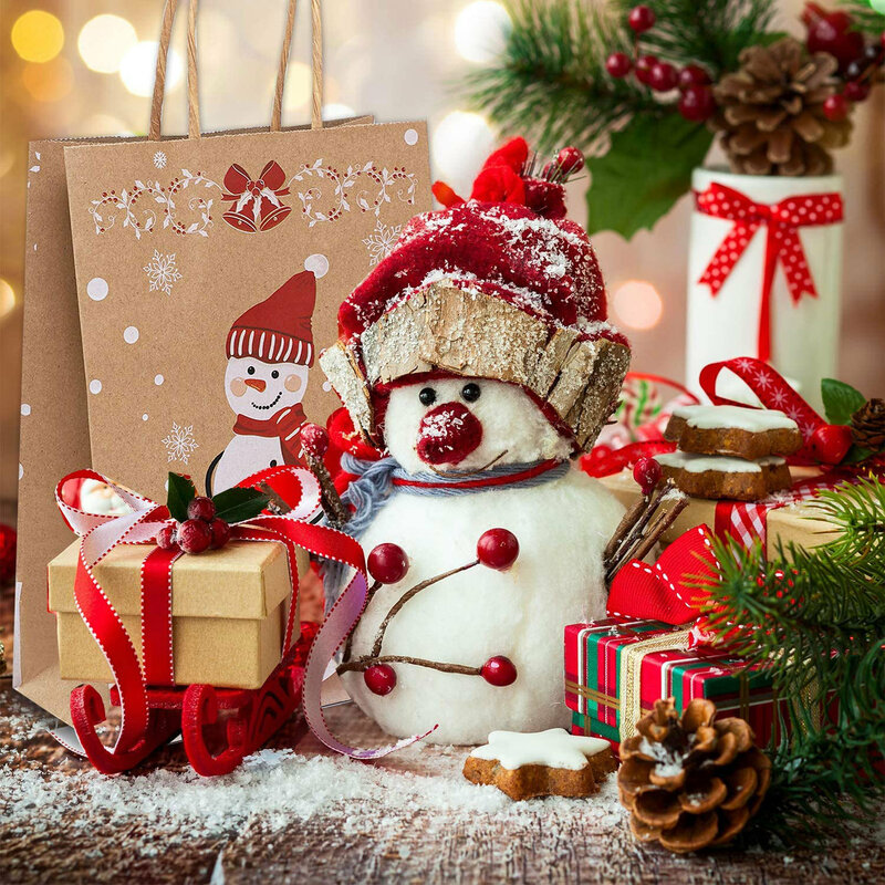 10 шт./лот Мультяшные мешки из крафт-бумаги в виде снеговика с ручкой рождественские Упаковочные пакеты для подарков на свадьбу портативный ...