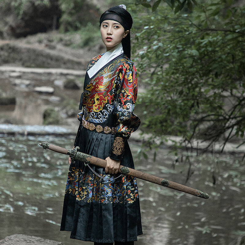 Konggu Ji Ming Han เสื้อผ้าผู้ชายและผู้หญิงของแท้กะหล่ำปลีเทียมแต่งหน้าสติกเกอร์ดอกไม้ Li Flying Fish ชุด
