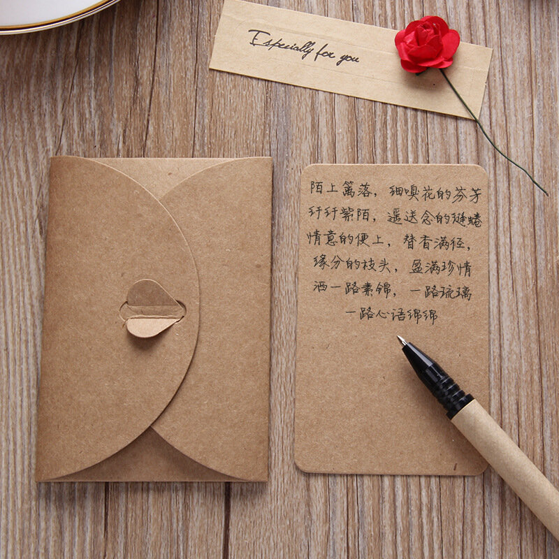 10Pcs Retro DIY กระดาษคราฟท์บัตรอวยพรที่มีซองจดหมาย Handmade แห้งดอกไม้งานแต่งงานเชิญซอง