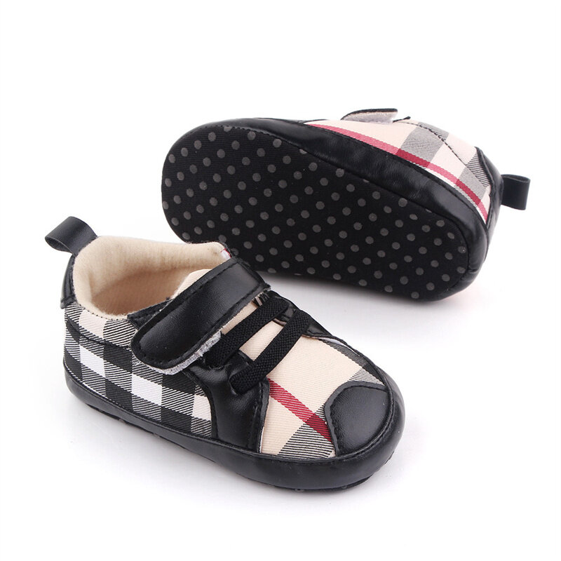 Nowe buty dziecięce modele wiosenne i jesienne 0-1 letnie dziecięce buty dla małego dziecka modna w kratę miękka podeszwa wygodne dziecięce buty