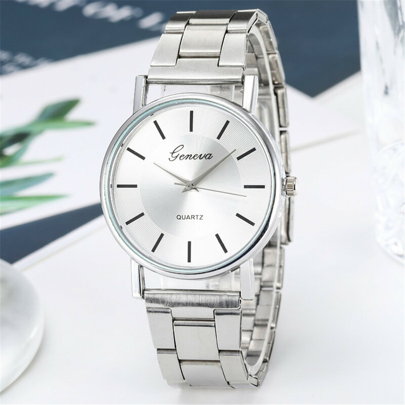 Montres de luxe de mode des femmes montre à Quartz cadran en acier inoxydable Bracelet décontracté montres dames robe horloge Reloj Mujer