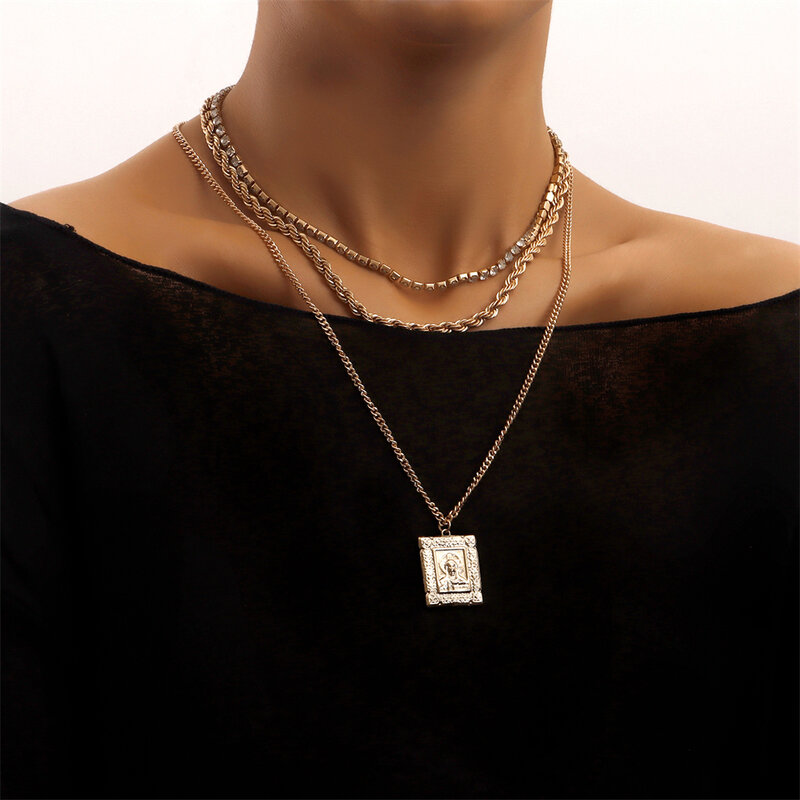 Hip Hop Twisted Chain Crystal Choker Necklace Women Chains Colar Punk Pendant Necklace Multilayer Neck Fashion Party Jewelry