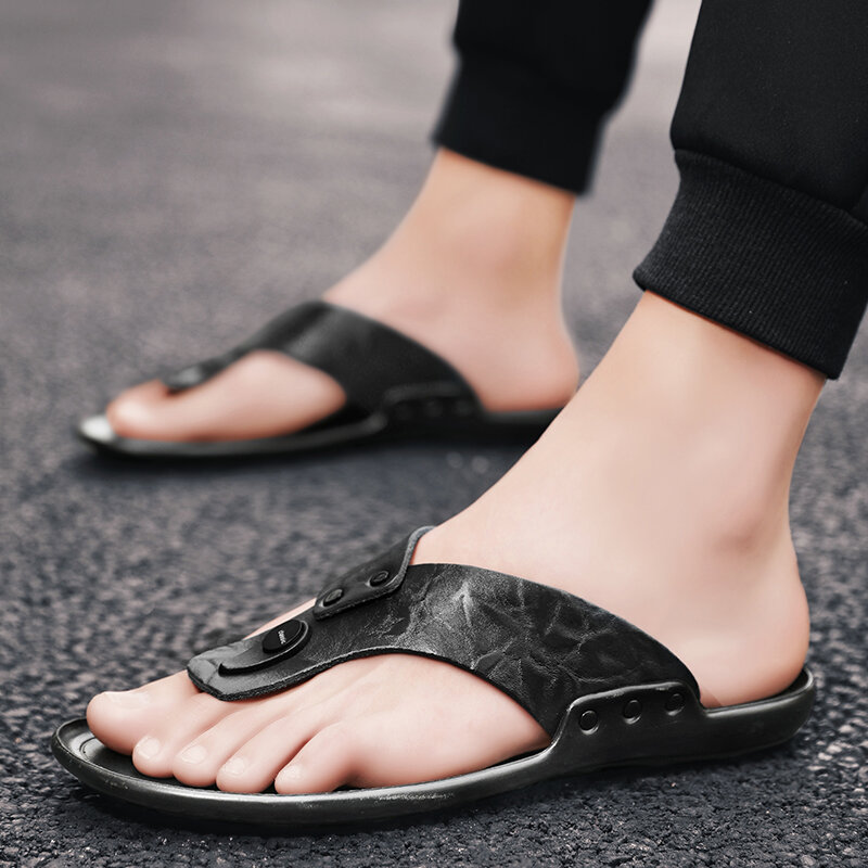 Summer Leather Men Flip Flops Fashion Non-slip Beach Slippers Massage Outdoor Sandals Comfort Casual Shoes Sandalia Masculina