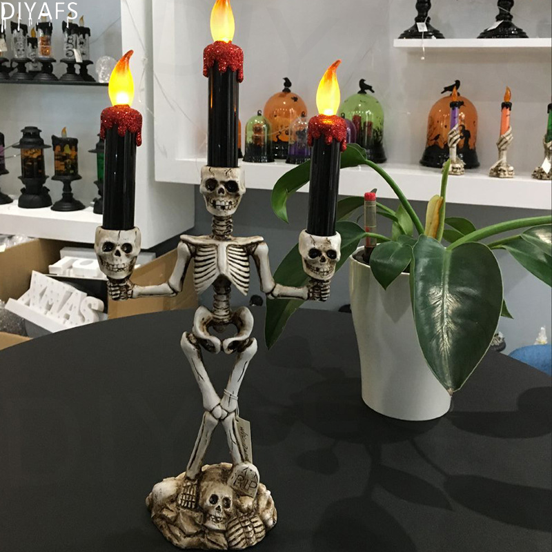 Diyafs halloween decoração crânio vela titular luzes led sem chama vela luz esqueleto candlestick para crânio decoração do dia das bruxas