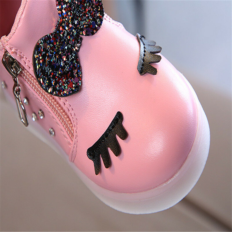 2021 leuchtende Led Casual Schuhe Für Mädchen Mode Kinder Frühling Herbst Korb Cute Bogen Baby Sneaker Flache Schuhe geburtstag präsentieren