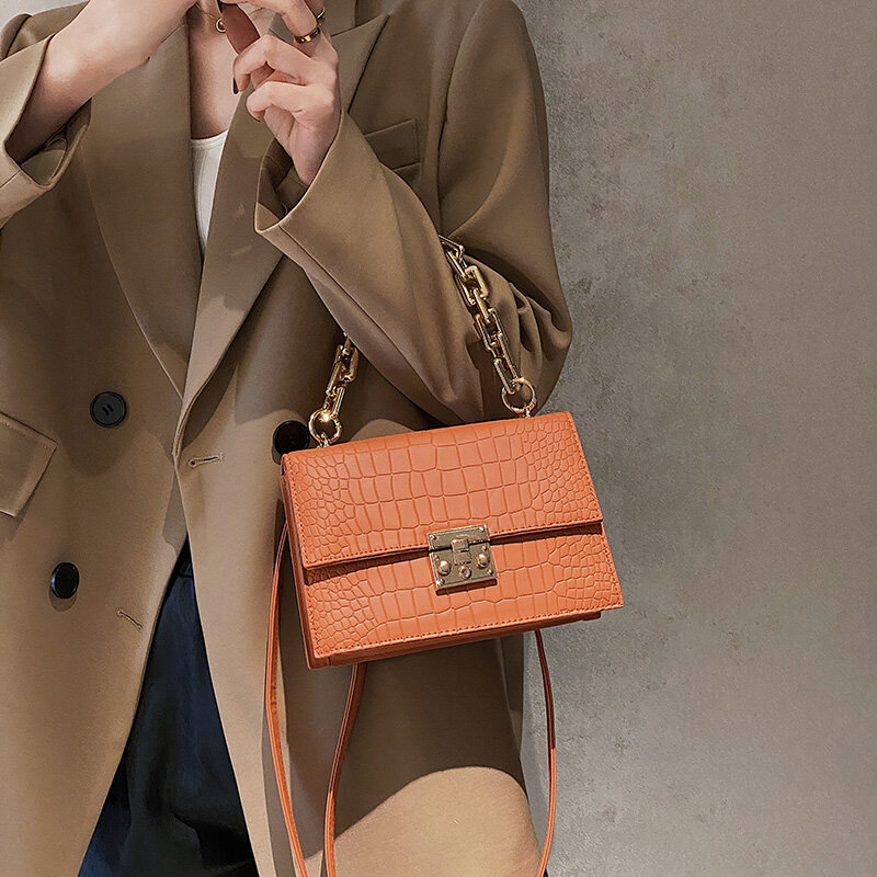 Crossbody Schulter Taschen für Frauen 2021 Neue Designer Luxus Dicke Kette Handtaschen Leder Mode Klappe Handtasche und Geldbörsen Bolsa