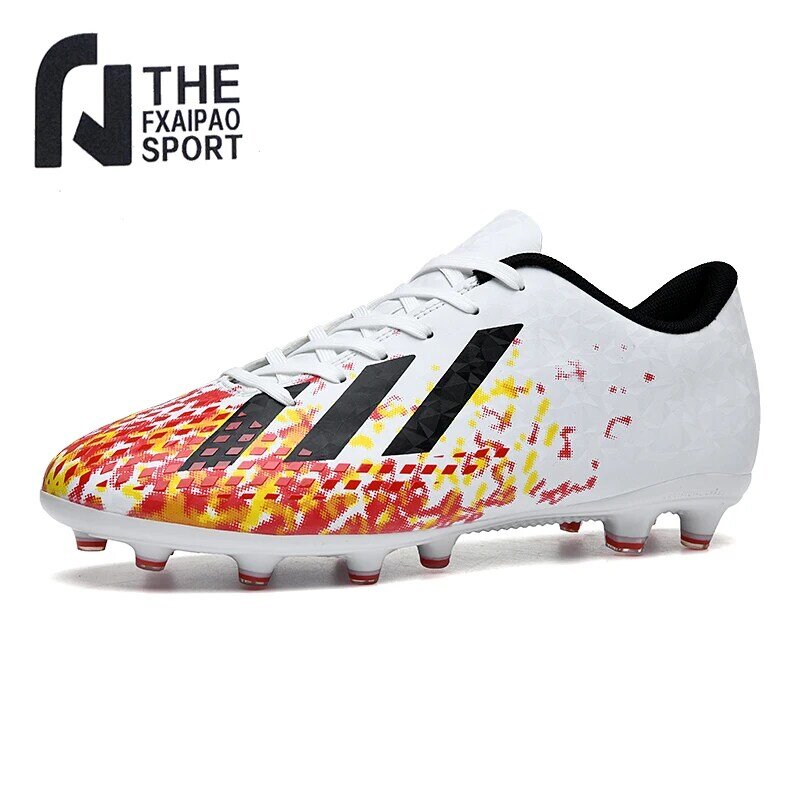 Men's Soccer Shoes Teenager Breathable Soft Sneakers Kids Grass Training Shoes Antiskid Football Boots Size FG / TF Sports Shoes
