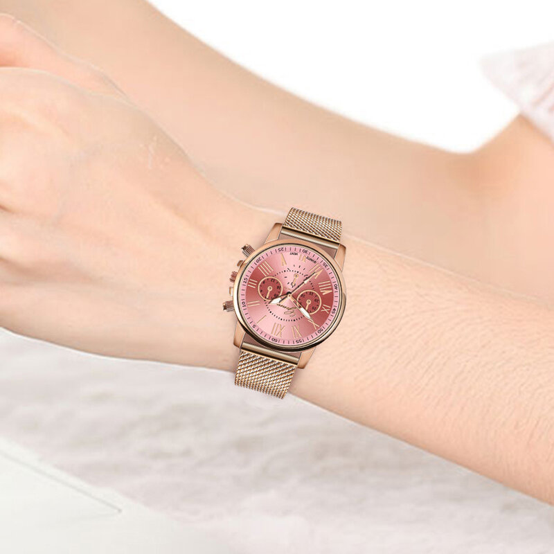 女性のドレス時計高級クォーツ腕時計ステンレススチールバンド腕時計ファッションヴィンテージブレスレット腕時計