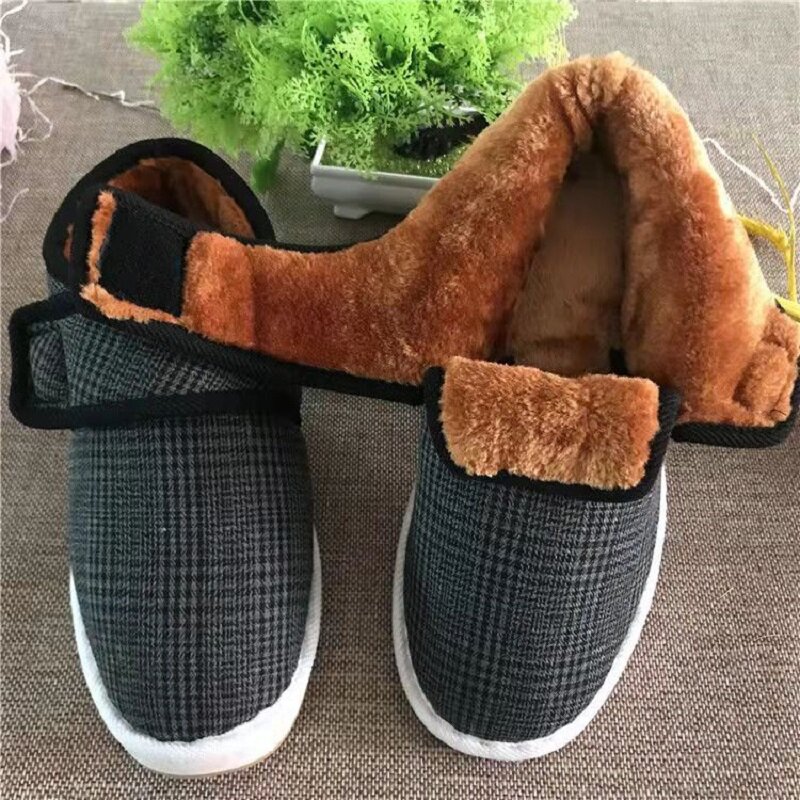 Zapatos de algodón antideslizantes para hombre y mujer, zapatillas planas con bolsa para el hogar, peludas, 35-46 talla grande, Invierno
