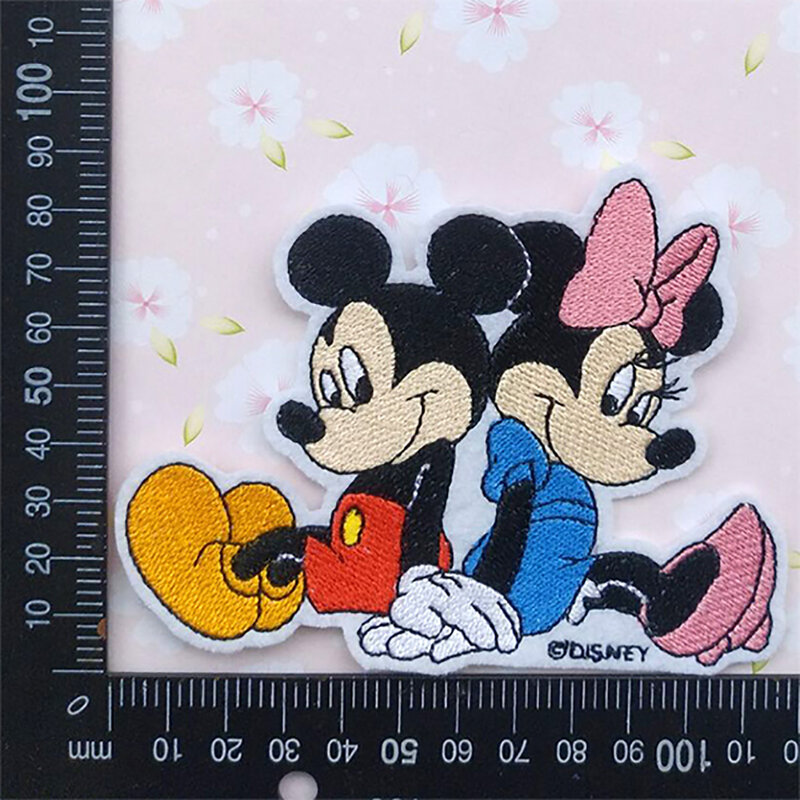 Disney Cartoon Cartoon Boog Minnie Donald Duck Geborduurde Leuke Patches Voor Kleding Ijzer Op Flarden Kledingstuk Decoratie Doek