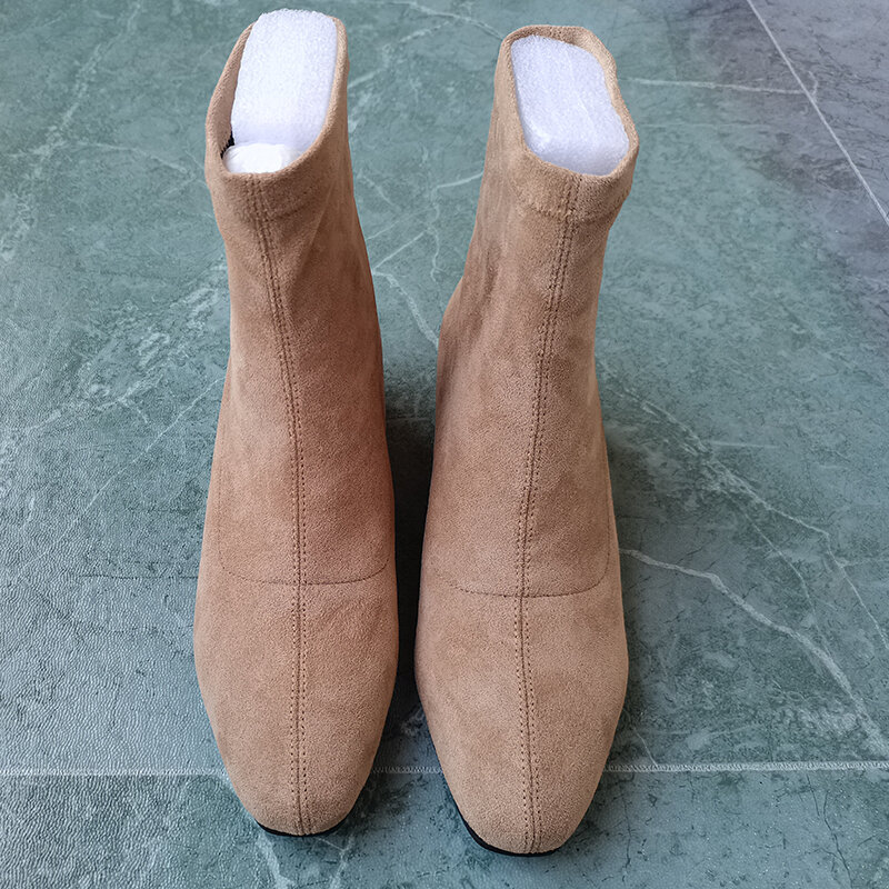 INS caliente botas de Mujeres de talla grande 22-26,5 cm elástico botas casual rebaño forro de piel de cerdo de la plantilla de las mujeres botas de calzado color caqui todo-Partido