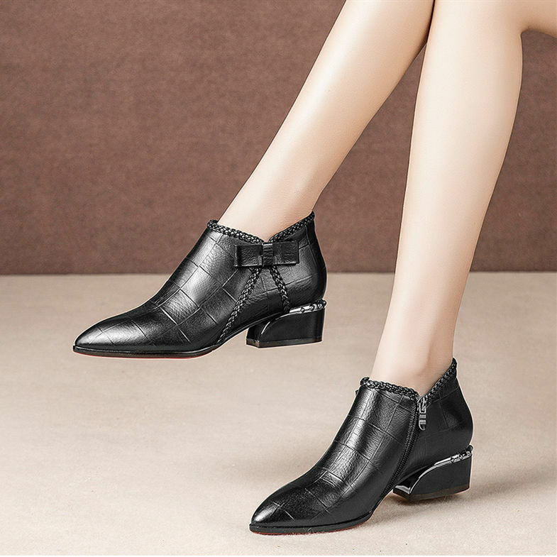 Mũi Nhọn Màu Be Gót Vuông Giày Bốt Nữ 2019 Thời Trang Bướm-Nút Thắt Cổ Chân Giày Dây Kéo Da PU Cao Su Zapatos Mujer