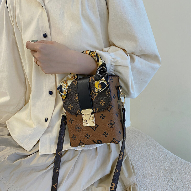 Bolsa feminina de couro, bolsa fashion de design de luxo para mulheres, cachecol, alça superior, pequena, 2021