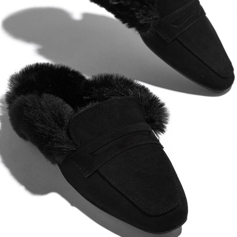 Las mujeres de invierno zapatillas interior cálido mujeres mulers pantuflas fondo blando zapatos de mujer cómodos planos Flip flops diapositivas antideslizante