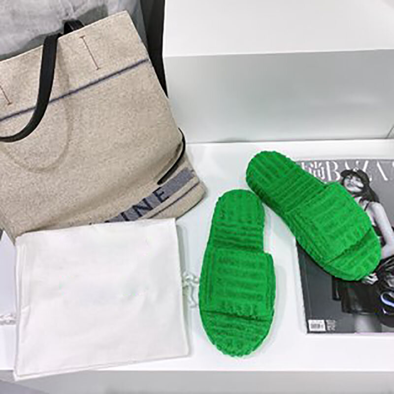 Green Slippers For Couples Men And Women With The Same Style Autumn And Winter Fashionable Woolen Slippers Flat Size 35-45