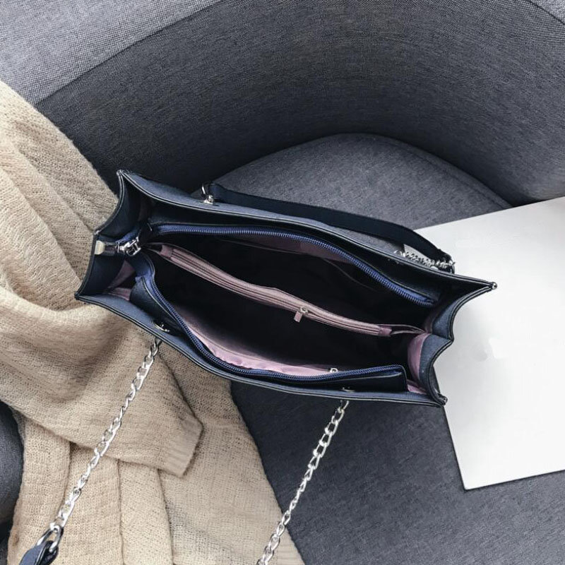 Bolso de hombro con cadena para mujer, cartera femenina con remaches de diseñador, de lujo, estilo mensajero, 2021