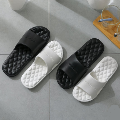 Zapatillas informales de verano para hombre y mujer, zapatos blancos y negros, sandalias de baño antideslizantes de suela suave, novedad de 2021