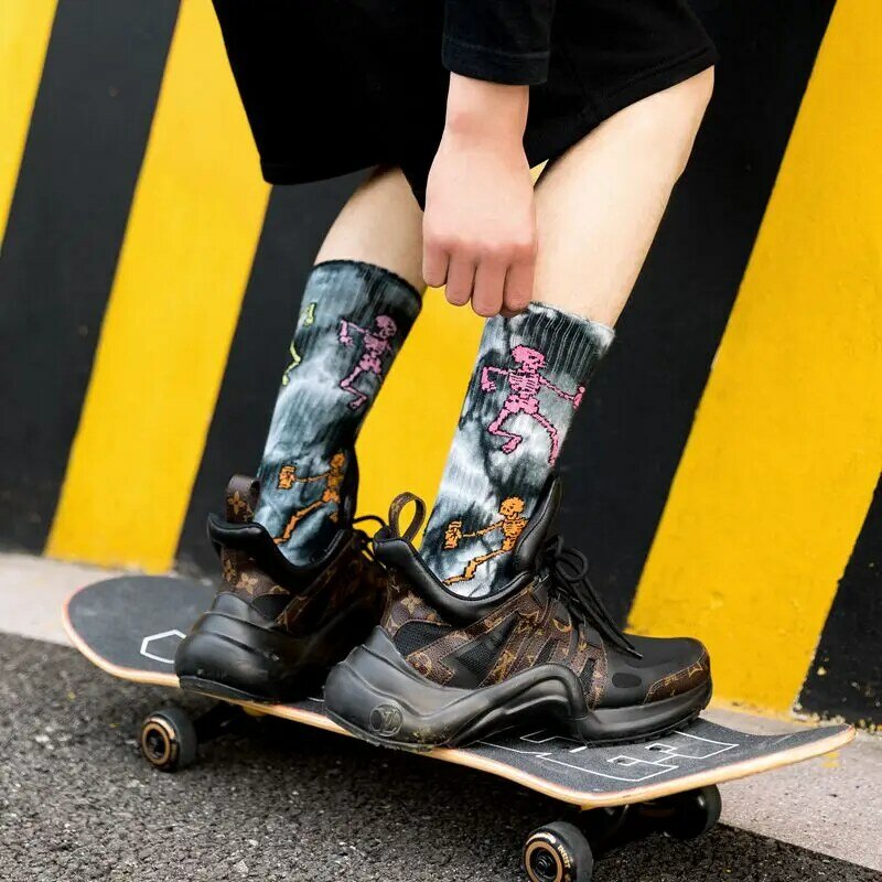 Tie-Dyed esqueleto calcetines calcetines largos de moda de hierba para Hombre Calcetines Skateboard Hiphop 