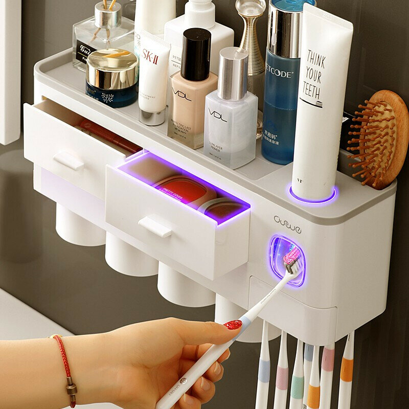 อุปกรณ์ห้องน้ำ Organizer ชุดแปรงสีฟัน Automatic Toothpaste Dispenser ผู้ถือแปรงสีฟัน Wall Mount Rack เครื่องมือชุด