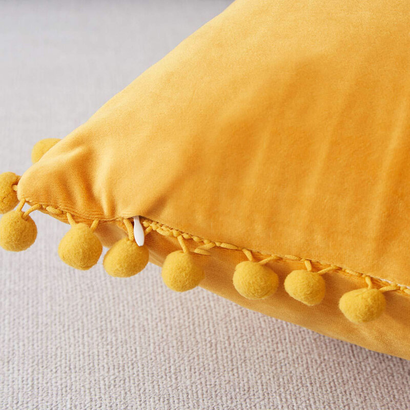 Funda de almohada decorativa de terciopelo liso, cubierta de cojín de terciopelo suave con pompón de bola para sofá, verde, Azul, Gris, rosa, 45x45cm
