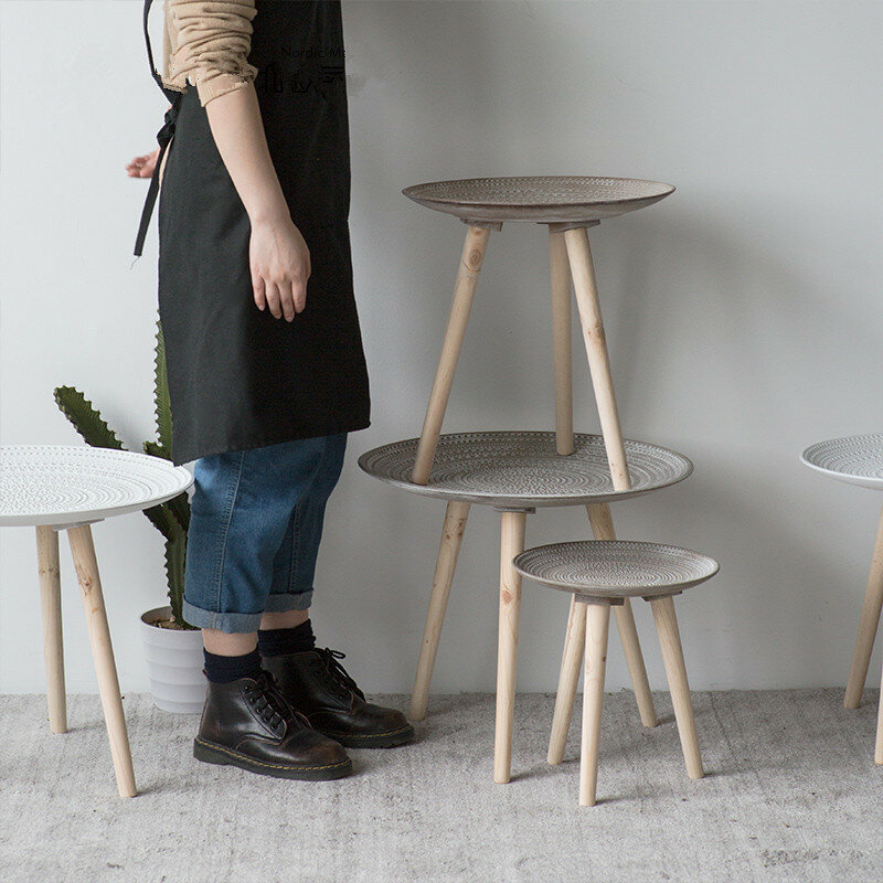 Twórczy okrągły Nordic drewniany stolik kawowy kanapa z funkcją spania stolik herbata owocowa przekąska serwis płyta taca małe biurko meble do salonu
