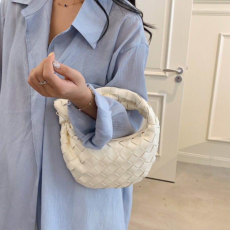 Bolso de mano pequeño tejido para mujer, bolsa de mano de diseñador, de cuero suave, de lujo, Color caramelo, 2021