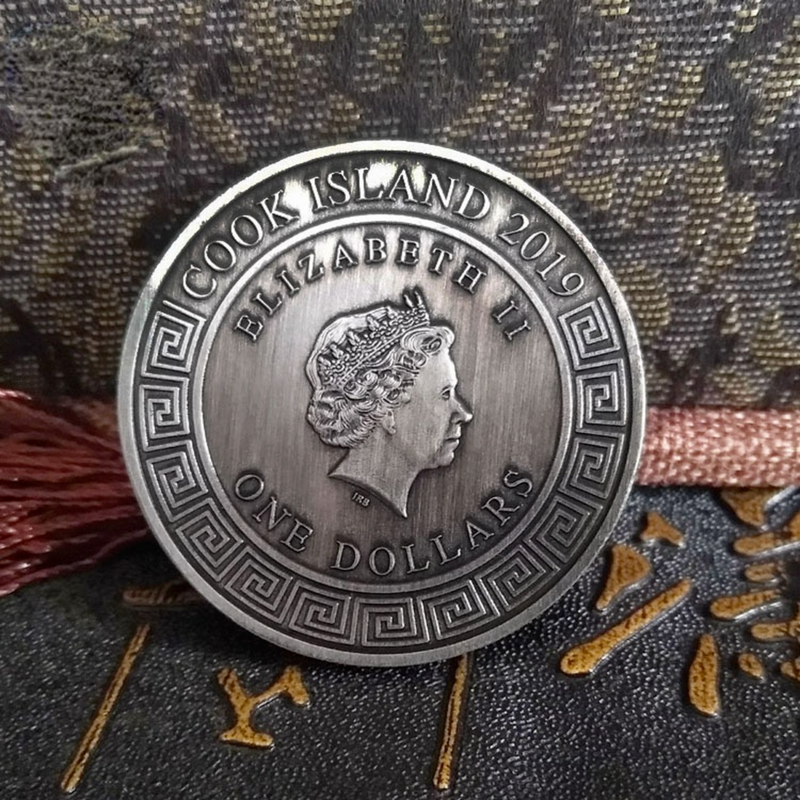Religious Temple Indus Civilization Shiva and Elizabeth II Head Portrait Silver Coins Commemorative Coin Tourist Souvenir Crafts