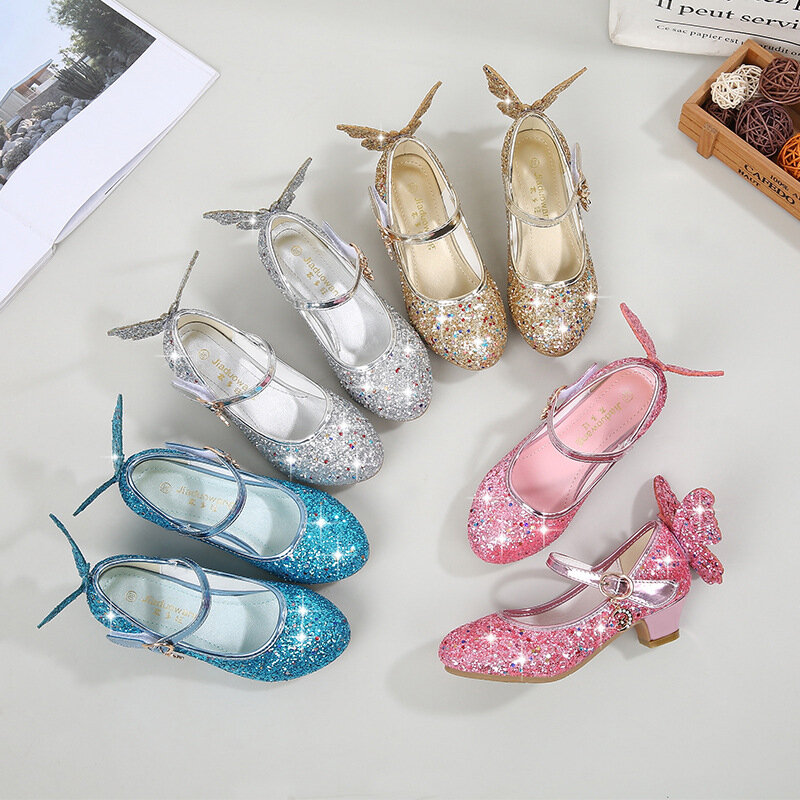 Sapatos de couro infantil de princesa para meninas, calçados casuais com detalhes em glitter, borboleta, azul, rosa e prata, 2020