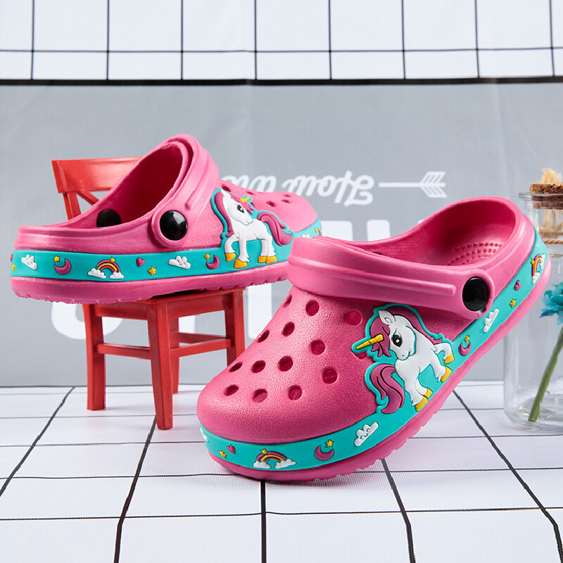 Zapatos de cocodrilo para bebés, zuecos de playa de unicornio, sandalias de jardín para niños y niñas, zapatillas antideslizantes suaves para interiores y exteriores