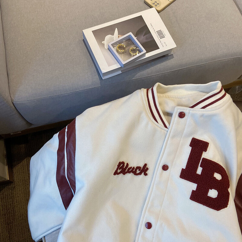 Uniforme de béisbol americano para hombre y mujer, chaqueta blanca con letras de Hip Hop, ropa de calle Harajuku, abrigo de béisbol Unisex