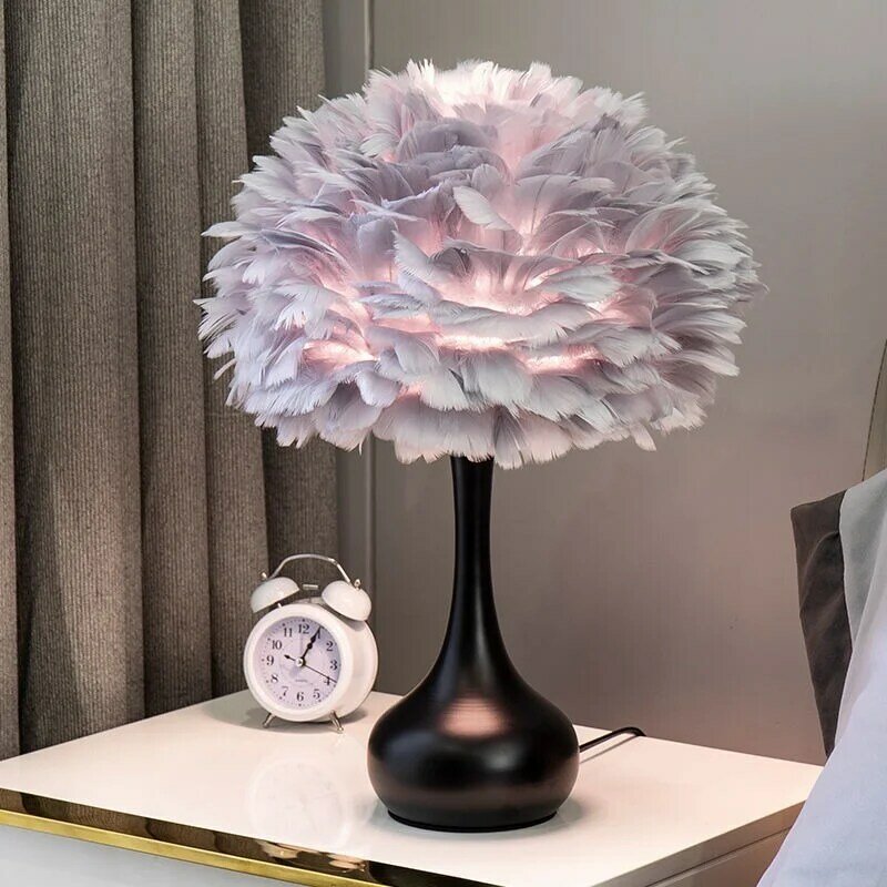 깃털 침실 머리맡 램프 크리 에이 티브 로맨틱 간단한 현대 야간 조명 웨딩 따뜻한 장식 원격 제어 책상 램프